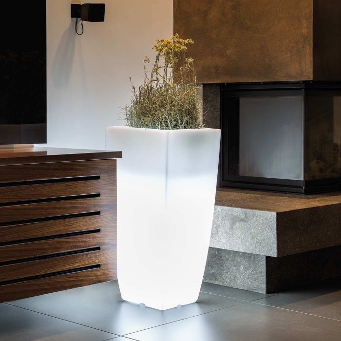 Harz-Blumentopf mod. Agave Eckig mit Led main product photo